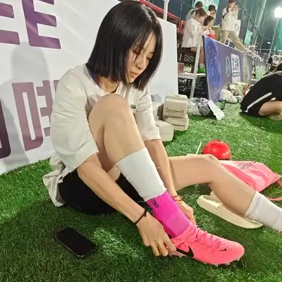 秦成雅